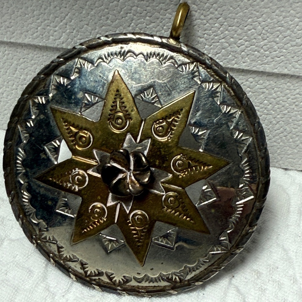 Vintage Lakota visions jewelry Pendant